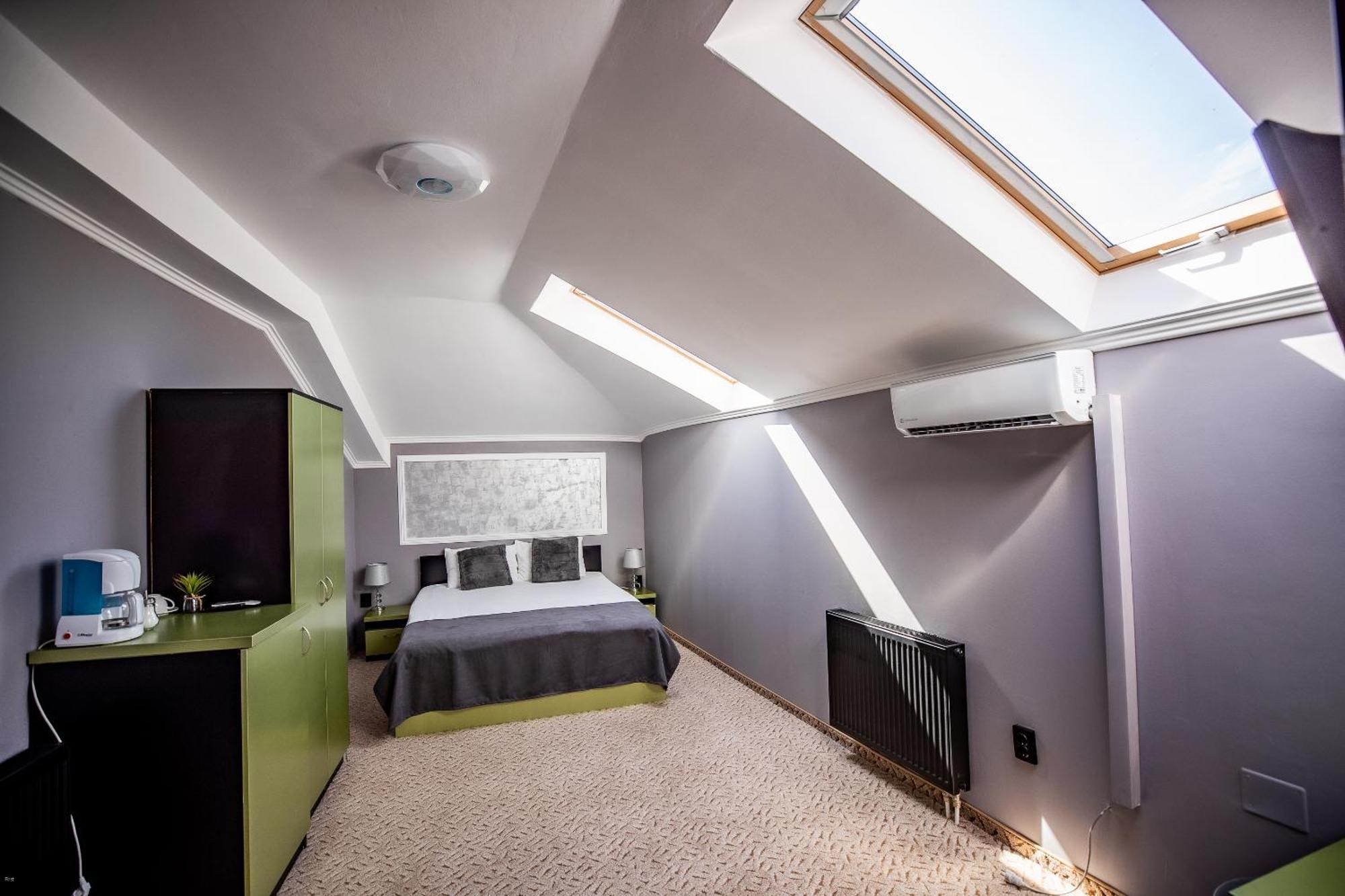 Hostel Nelana Kluž Exteriér fotografie