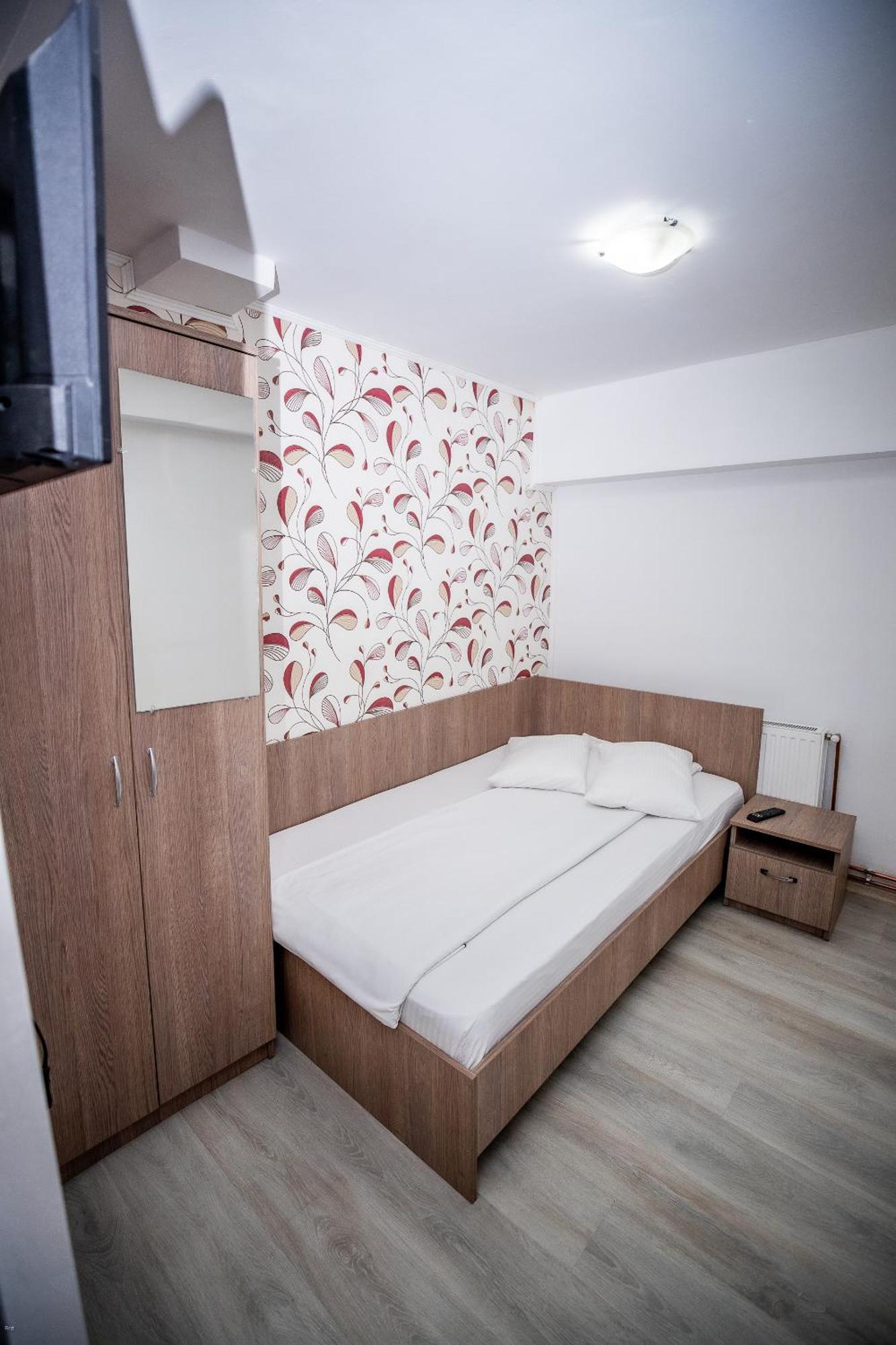 Hostel Nelana Kluž Exteriér fotografie