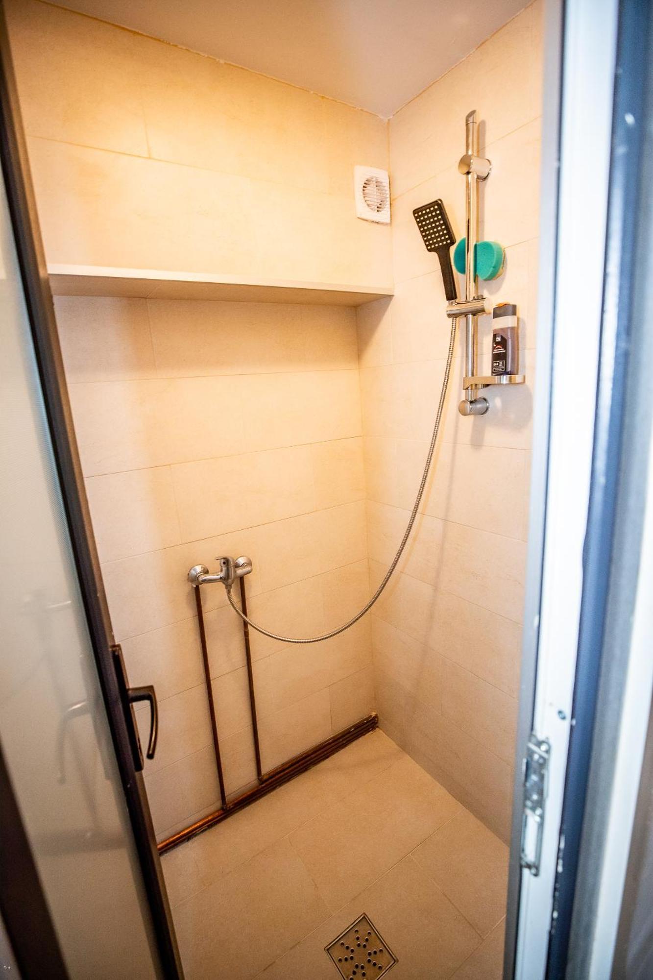 Hostel Nelana Kluž Exteriér fotografie